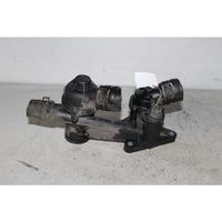 Volkswagen Golf V Termostat / Obudowa termostatu 03C121110A