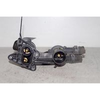 Volkswagen Golf V Termostaatin kotelo 03C121110A