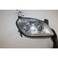 Opel Tigra B Lampa przednia 