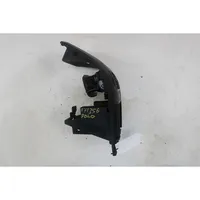 Volkswagen Polo IV 9N3 Center console 