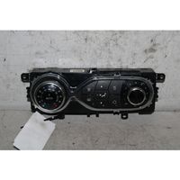 Renault Captur Climate control unit 