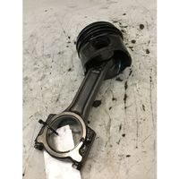 Nissan Juke I F15 Piston with connecting rod 