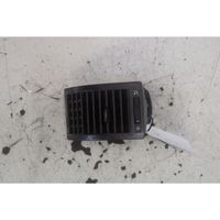 Volkswagen Polo IV 9N3 Dash center air vent grill 