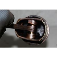 Opel Astra H Piston avec bielle 