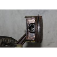 Opel Astra H Piston avec bielle 