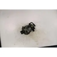 KIA Carens II Alternator 