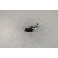 Volkswagen Polo IV 9N3 Tailgate lock latch 