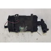 Volkswagen Golf III Compressore aria condizionata (A/C) (pompa) 