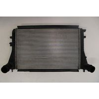 Volkswagen PASSAT B7 Radiatore intercooler 