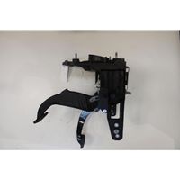 Opel Astra J Pedal assembly 