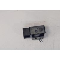 Citroen C3 Picasso Prowadnica rolkowa drzwi bocznych / przesuwanych / Zawias górny 