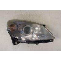 Mercedes-Benz B W245 Lampa przednia 