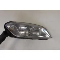 Chevrolet Captiva Lampa przednia 