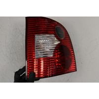 Volkswagen Polo IV 9N3 Lampa tylna 