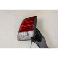 Toyota Avensis T270 Lampa tylna 