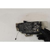 Volkswagen Touareg I Rear door lock 