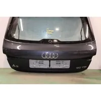 Audi A3 8Y Takaluukun/tavaratilan kansi 