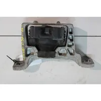 Volvo C30 Engine mount bracket 