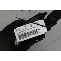 Citroen C5 Boîtier de thermostat / thermostat 