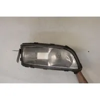 Volvo V70 Lampa przednia 