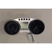 Mercedes-Benz R W251 Tachimetro (quadro strumenti) 