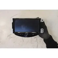 Opel Adam Panel / Radioodtwarzacz CD/DVD/GPS 