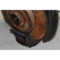 Audi A4 S4 B7 8E 8H Cubo de rueda trasera 