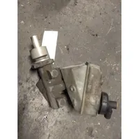 Renault Kangoo I Master brake cylinder 