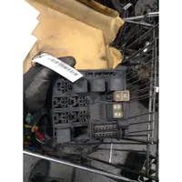 Opel Frontera B Fuse module 