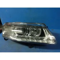 Audi A6 Allroad C6 Lampa przednia 