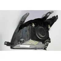 Ford Fusion Lampa przednia 