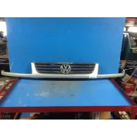 Volkswagen PASSAT B4 Grille de calandre avant 