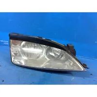 Ford Mondeo Mk III Lampa przednia 