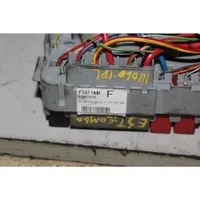 Opel Combo D Module de fusibles 