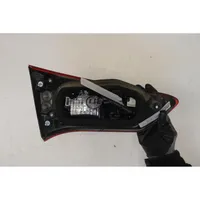 Toyota Yaris Lampa tylna 815800D600