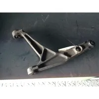 Peugeot 205 Triangle bras de suspension inférieur avant 