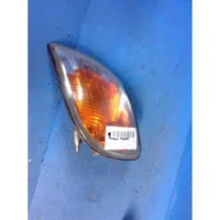 Hyundai Trajet Lampa przednia 