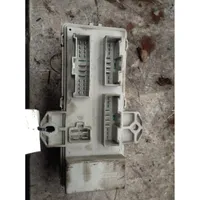 KIA Sorento Fuse module 