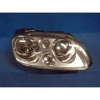 Volkswagen Touran I Lampa przednia 