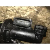 Volkswagen Touran I Clutch master cylinder 