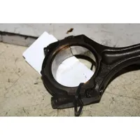 Opel Vivaro Piston with connecting rod 