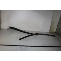 Volkswagen Touareg I Front wiper blade arm 