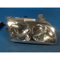 Hyundai Trajet Lampa przednia 