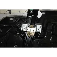 Jeep Renegade Elektryczny podnośnik szyby drzwi przednich 