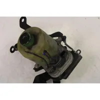 Volkswagen Polo V 6R Power steering pump 