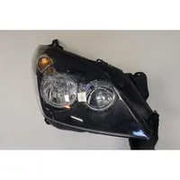 Opel Astra H Lampa przednia 