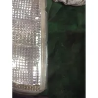 Mercedes-Benz 190 W201 Lampa przednia 