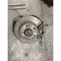 Mercedes-Benz 190 W201 Front wheel hub 