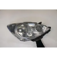 Nissan Note (E11) Lampa przednia 