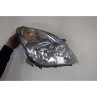 Toyota Corolla Verso E121 Lampa przednia 